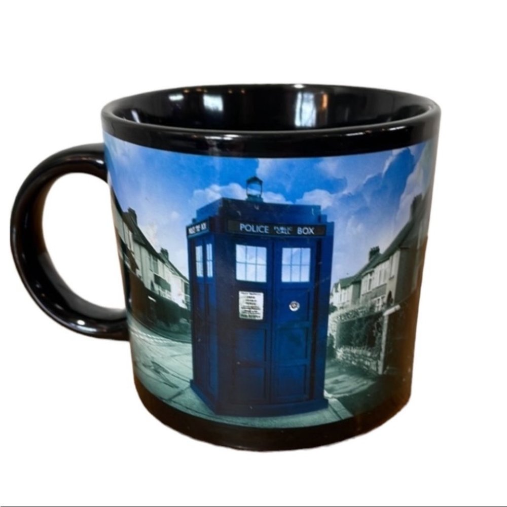 BBC Doctor Who Disappearing Tardis Wide Black Mug with Blue Box and Galaxy Cup
